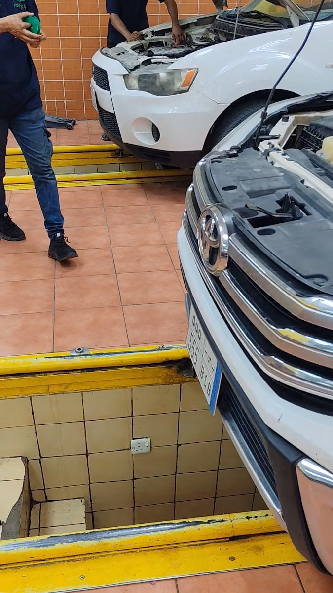 غيار زيت و بنشر شركة شراع أخضر