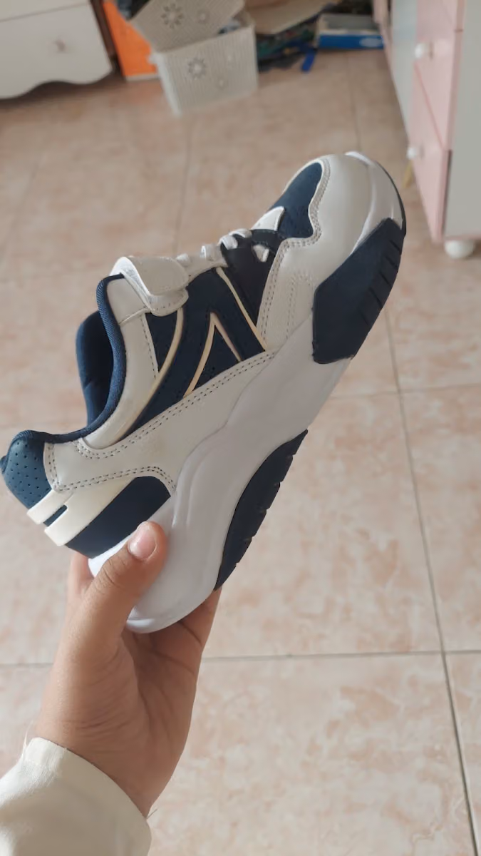 Shoemart - Takassusi