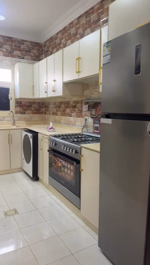 شراء اثاث مستعمل بالرياض مؤسسة سهام هزازي للأجهزة