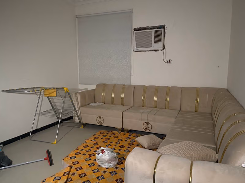 شراء اثاث مستعمل شرق الرياض Abdo