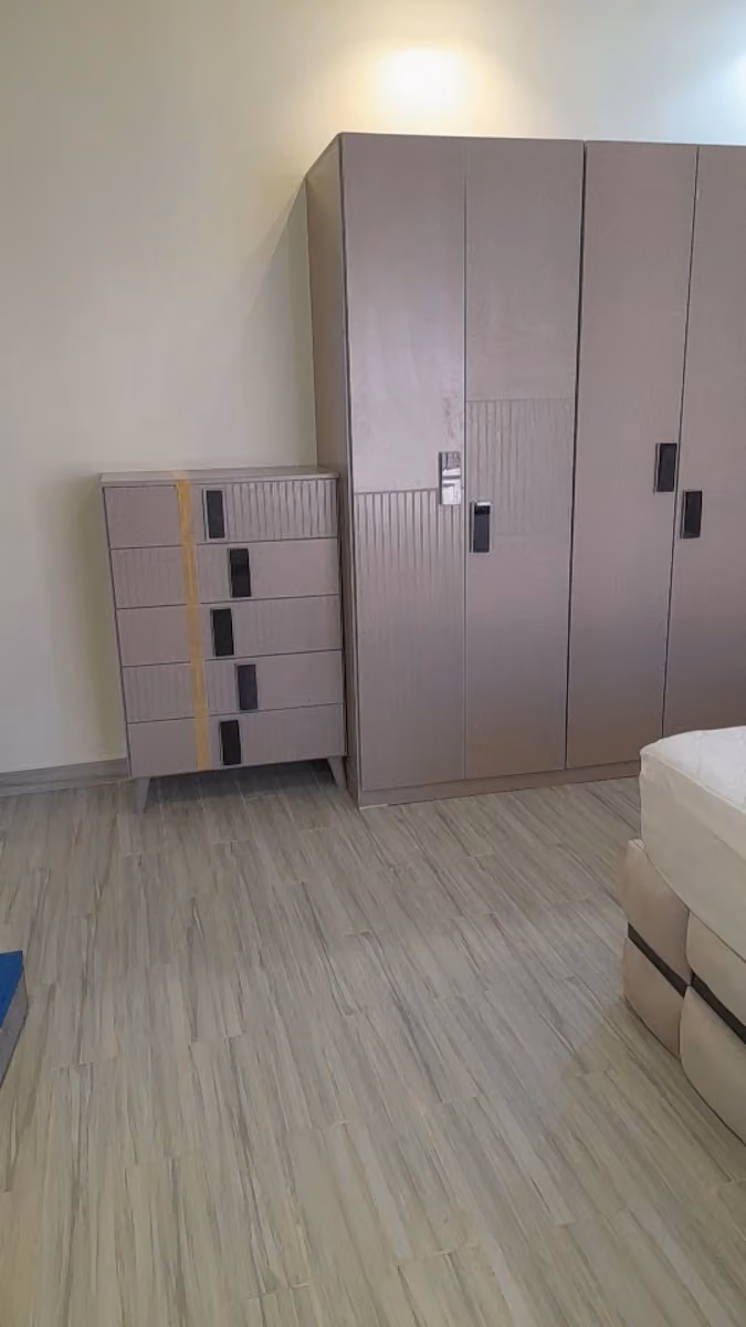 شركة عجمان نقل اثاث نقل عفش داخل وخارج الرياض