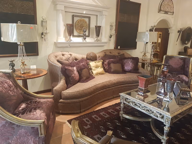 شركة العبدالقادر للمفروشات