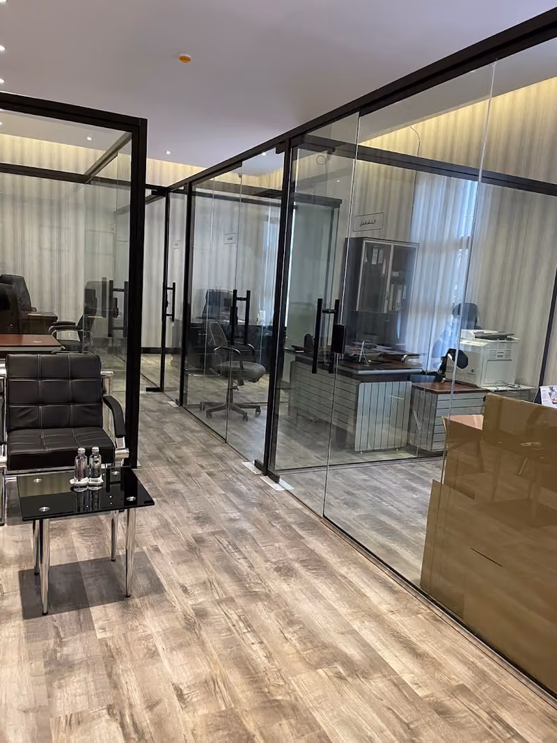 شركة المركبة الفاخرة للخدمات اللوجستية Luxury Car