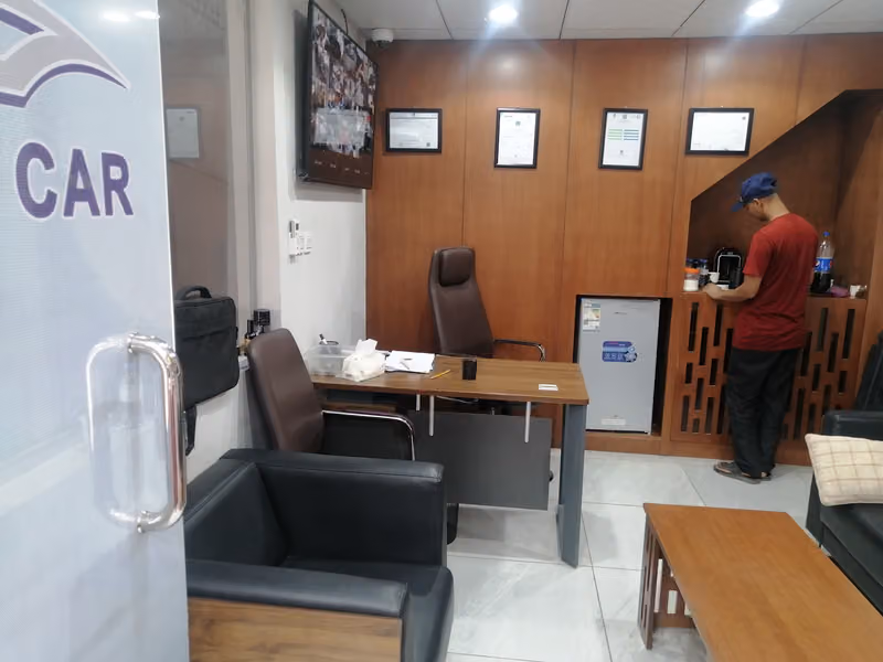 شركة السيارة المترفة لصيانة السيارات