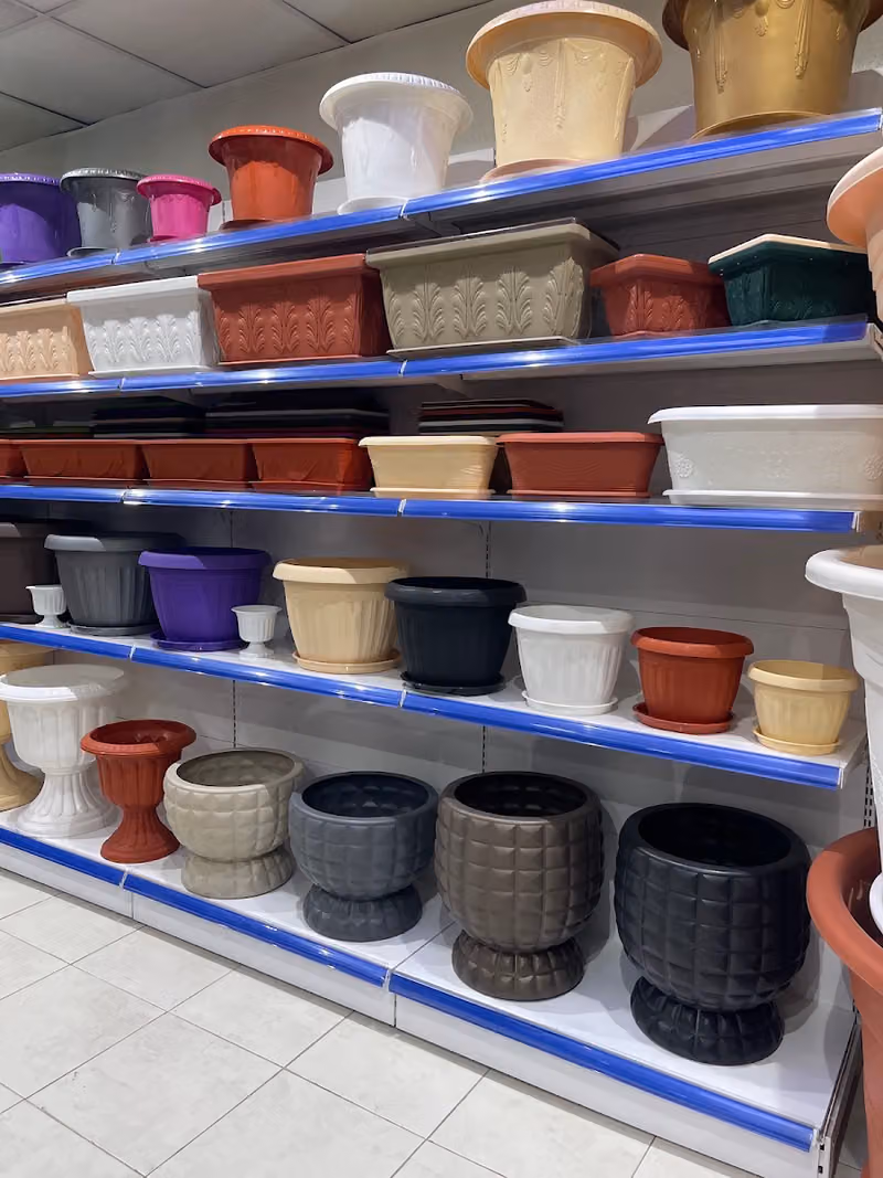 شركة التاج المميزة التجارية