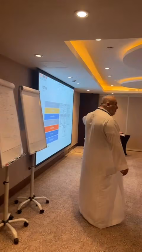 شركة التميز العالمي للتدريب Universal Excellence Training Company (UETC)