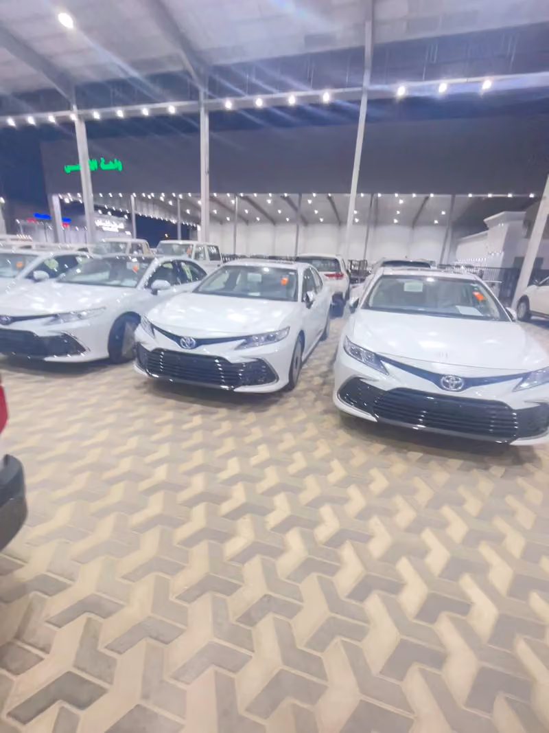 شركة التتويج للسيارات