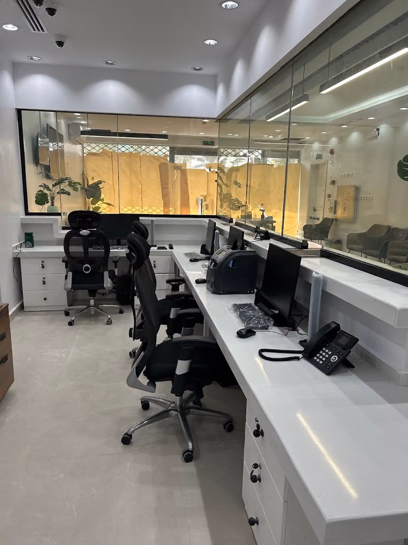شركة عملة للصرافة القدس | Omlah Exchange Al quds Branch