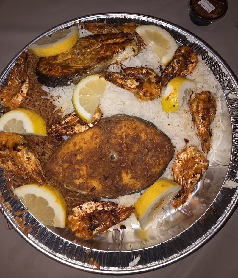 شركة أمواج للأسماك فرع الربوة 1