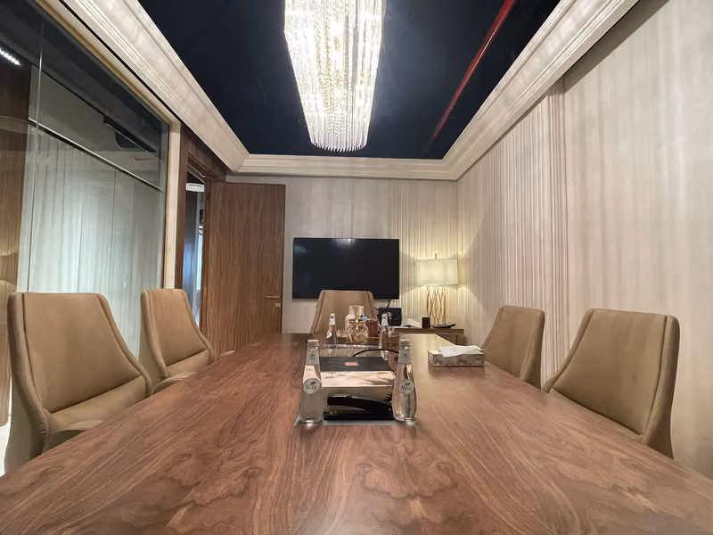 شركة آت محامون ومستشارون AT LAW FIRM