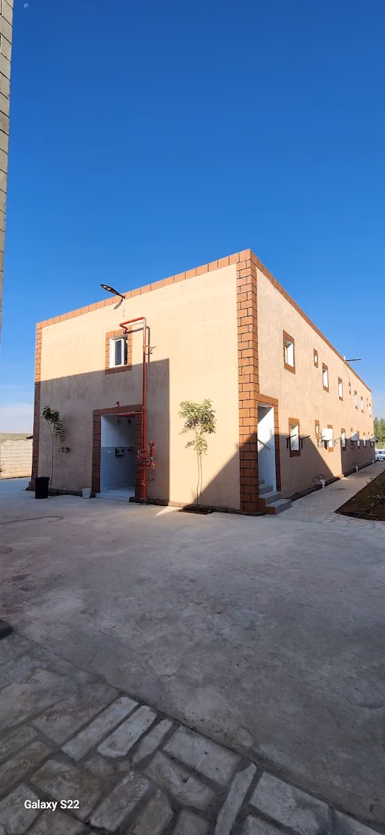 شركة بيت العمال ، كامب الرمال