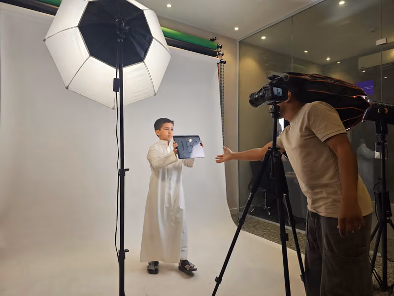 شركة لحظة إنتاج للتصوير الاحترافي