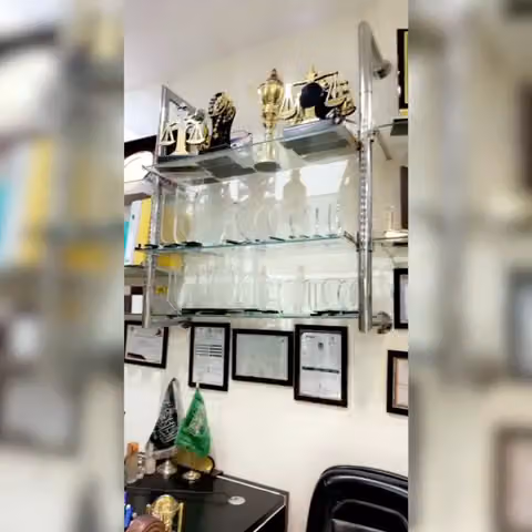 شركة لكم فقط للهدايا والدروع