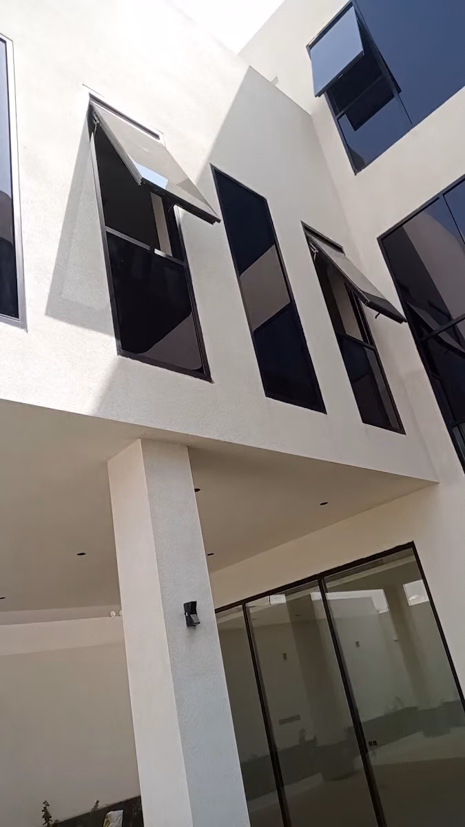 شركة مصنع مشاريع العزيزية للالمنيوم ( APCO ) أبكو