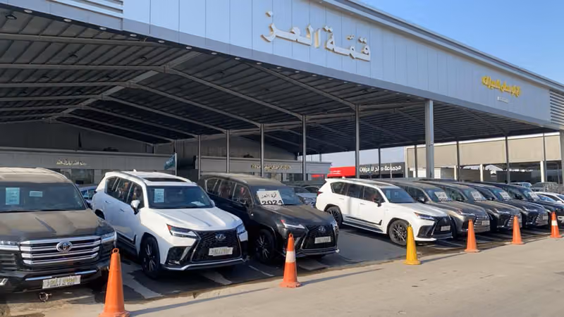 شركة قمة العز للسيارات
