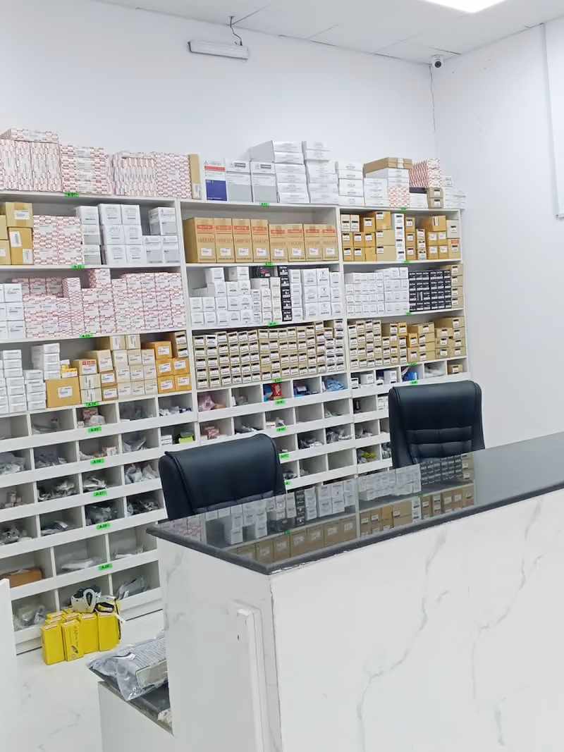 شركة ريادة الانطلاق التجارية قطع غيار ميتسوبيشي و ايسوزو صناعية الخليج