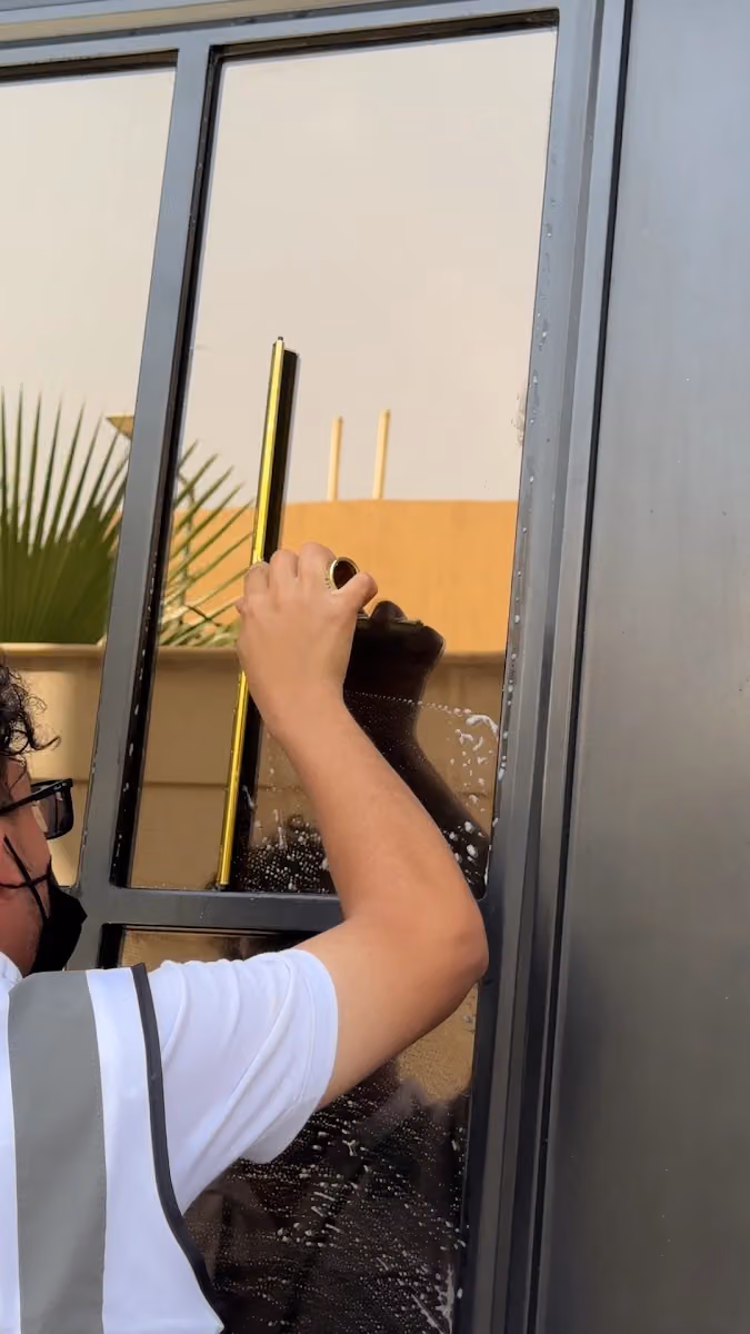 شركة تنظيف واجهات Skywash
