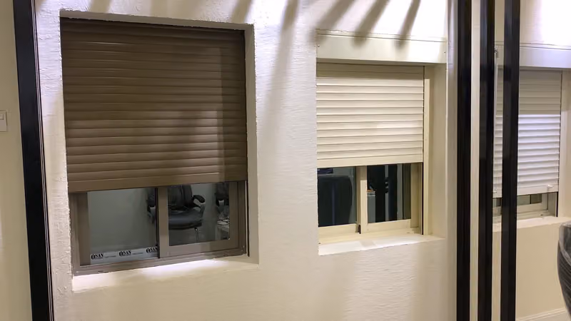 Shutter Awl‎