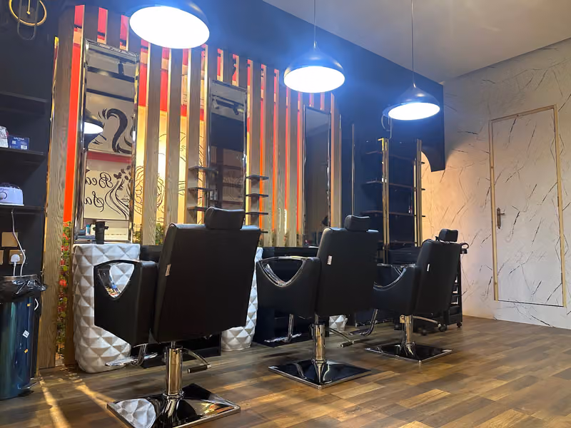 Signature Beauty Salon-صالون سيجنتشر النسائي _ Al Malaz