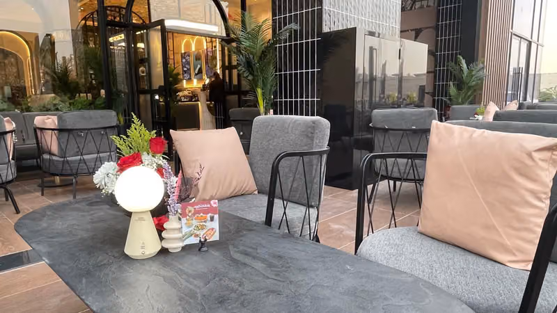 Sisi's Cafe - Oro Square