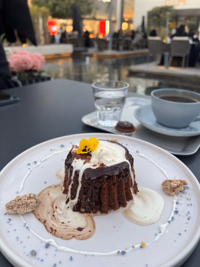 سيسيز كافية Sisi's Cafe
