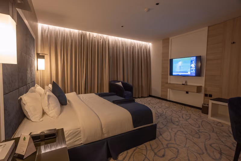 Skyline Hotel & Suites