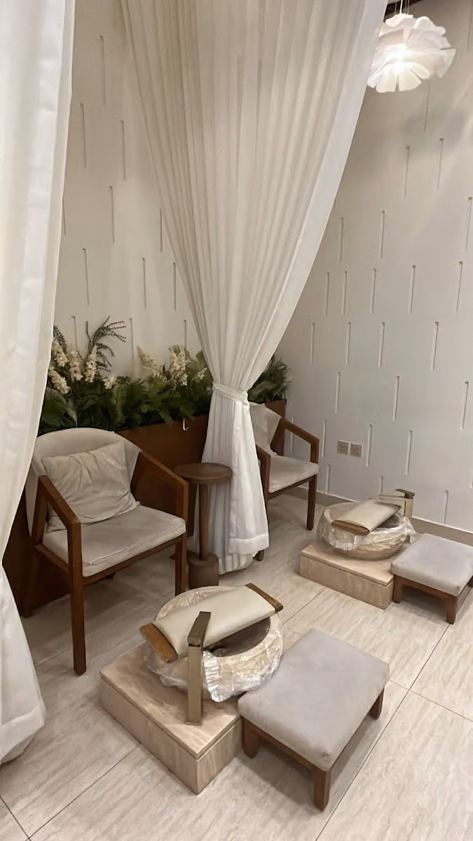 Sleek salon & spa