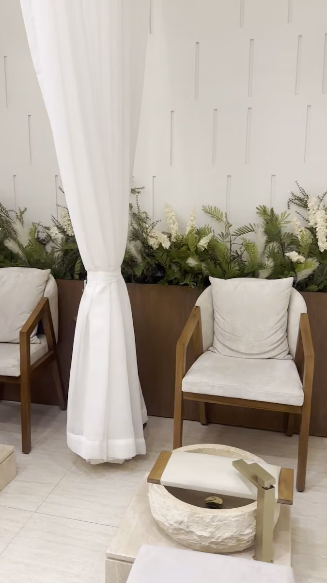Sleek salon & spa