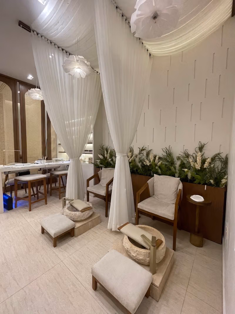 Sleek salon & spa