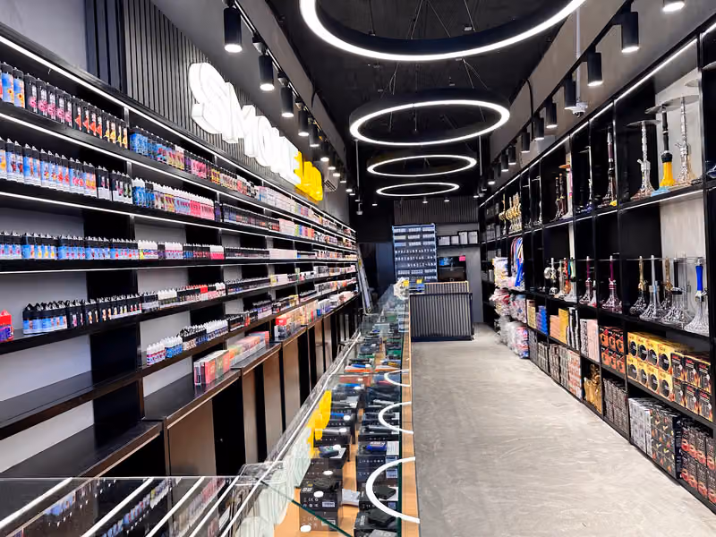 سموك لاب فيب وشيشة / الملقا Smoklab vape & shisha