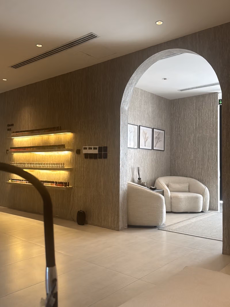 SO FAB Salon