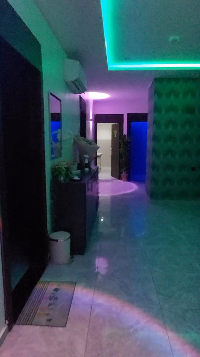 Soft touch Massage/مساج ناعم الملمس