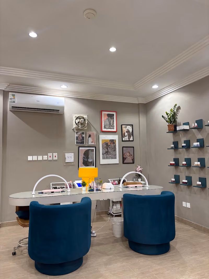 Sol Glow Salon
