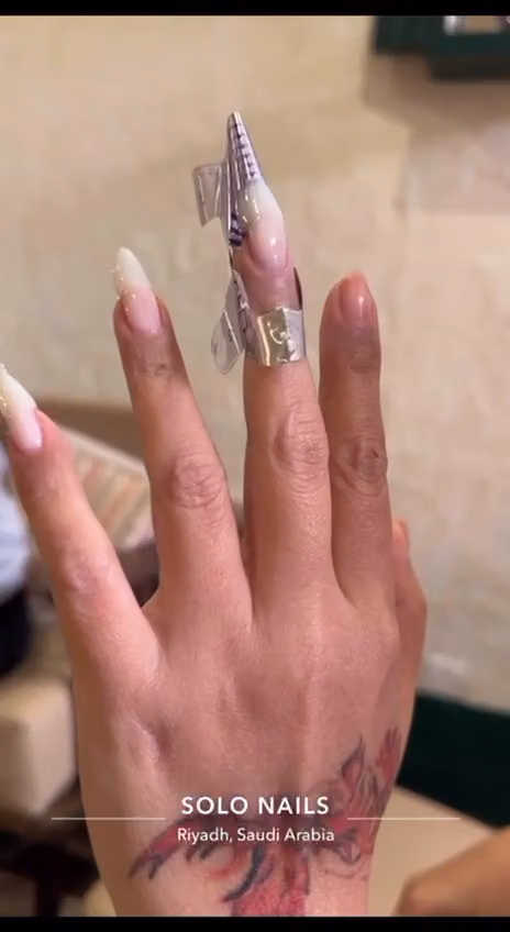 Solo Nails | أظافر سولو