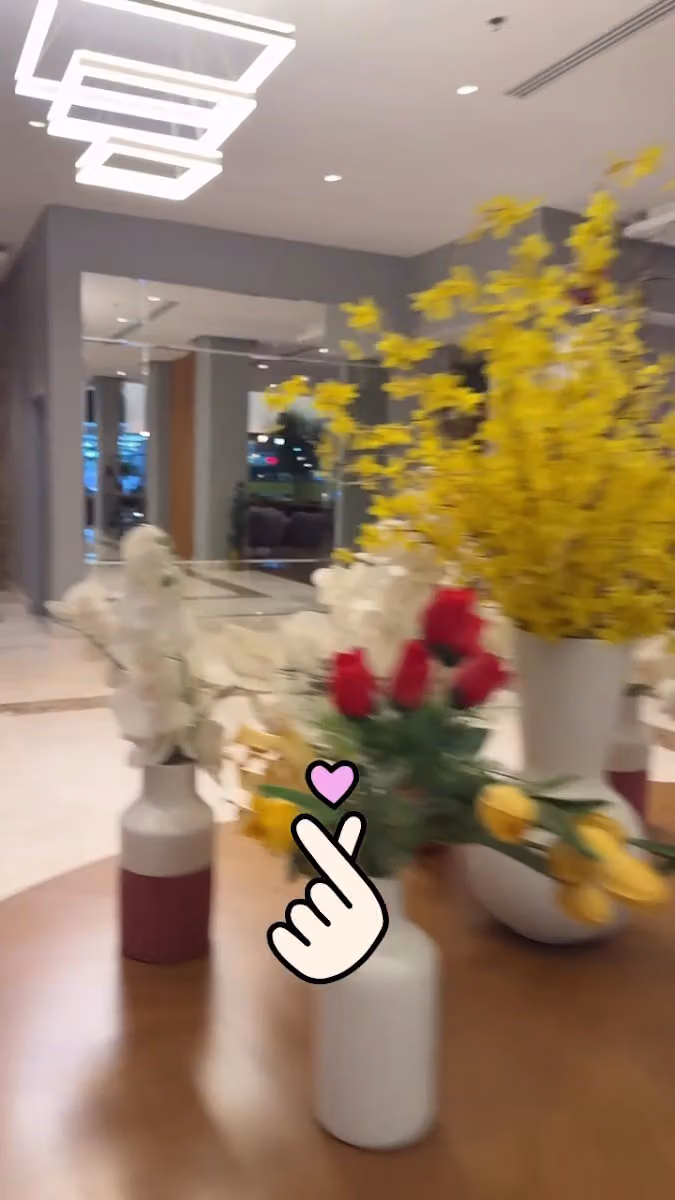 SOMEDAYS Hotel Suites
