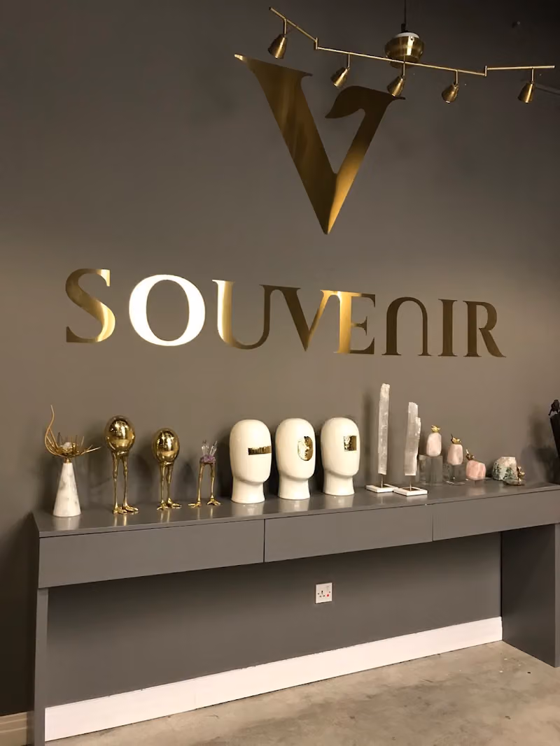 SOUVENIR