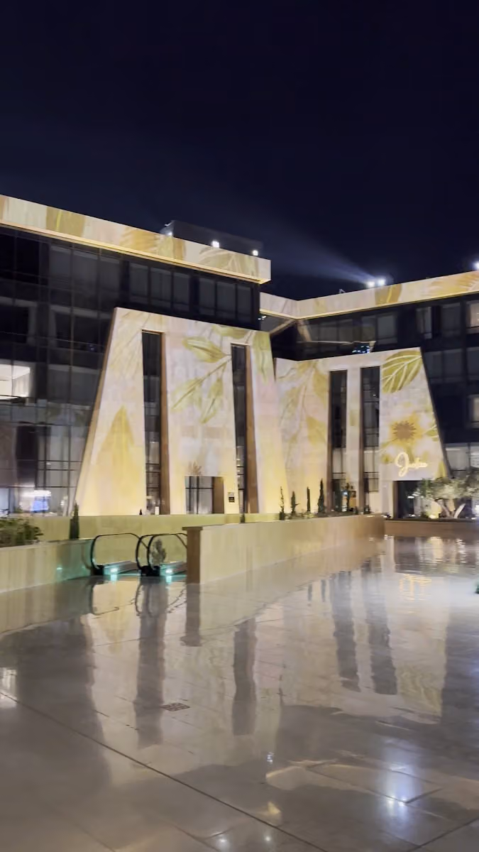 SPAGO INTERNATIONAL