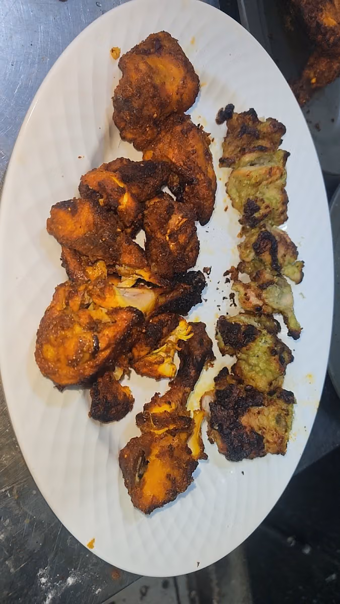 Spice Bawarchi Hyderabadi Restaurant