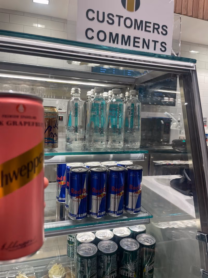 Spinneys La Strada Yard