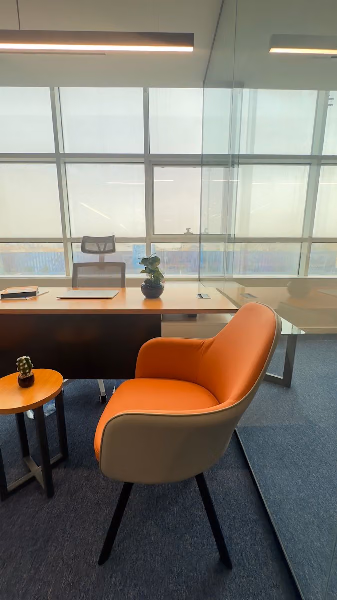 Spots Co-Working Spaces (Al-Malqa)مساحات عمل مشتركة