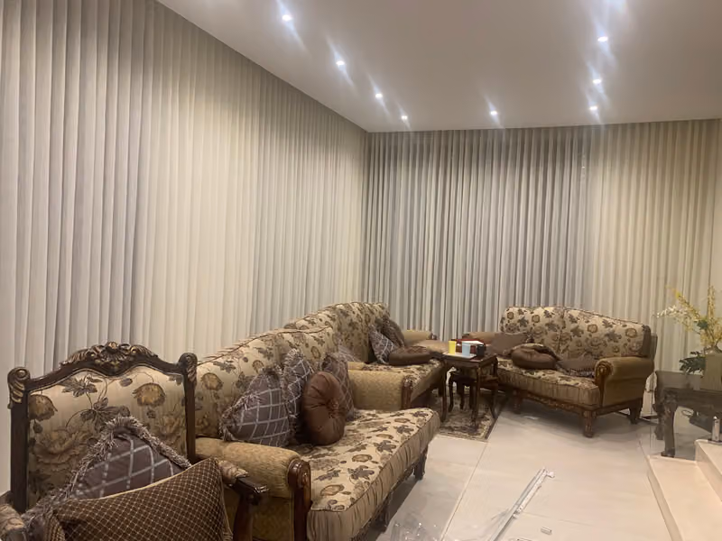 ستائره والمجالس المميز