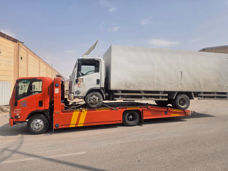 سطحه الرياض