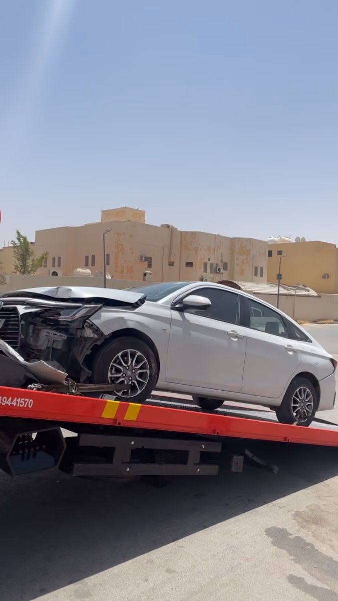 سطحه هيدروليك لنقل السيارات