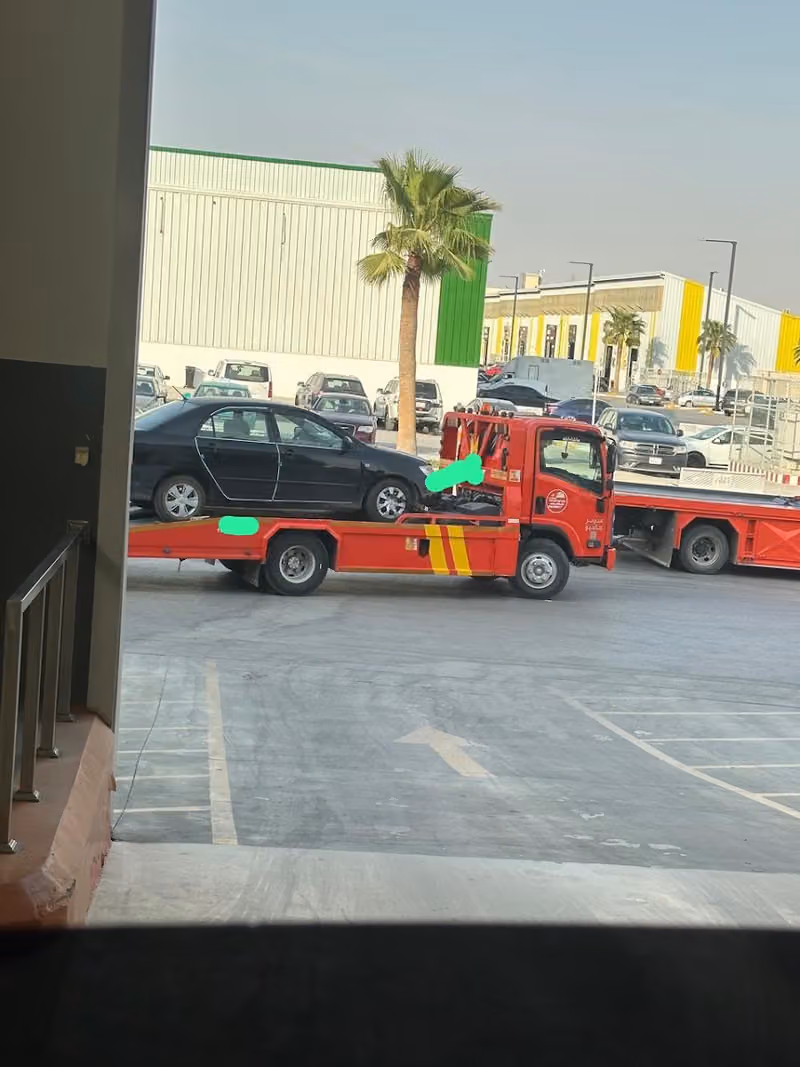 سطحه لنقل السيارات