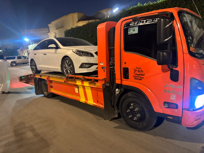 سطحه شمال وشرق الرياض
