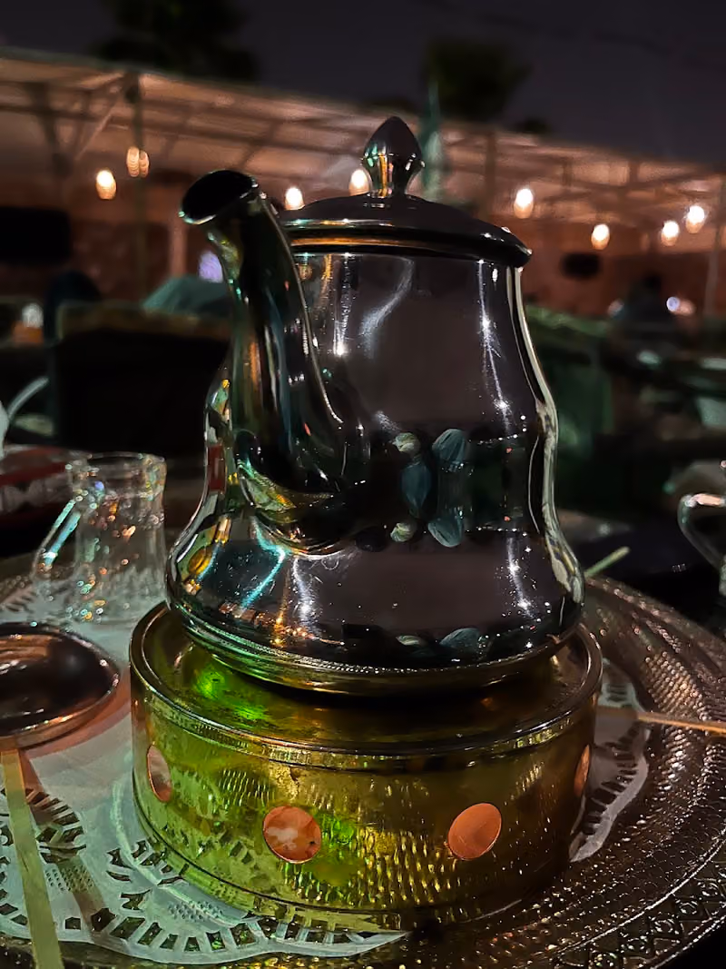 ستوديو كافيه