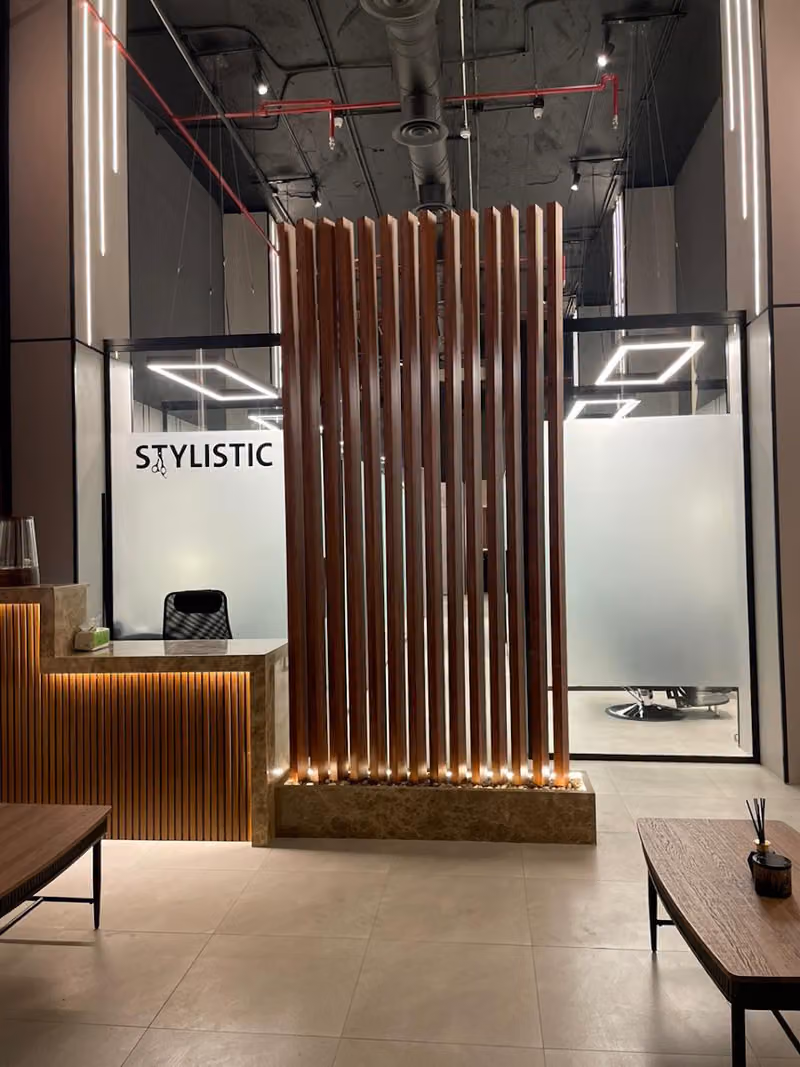 Stylistic Gentlemen Salon