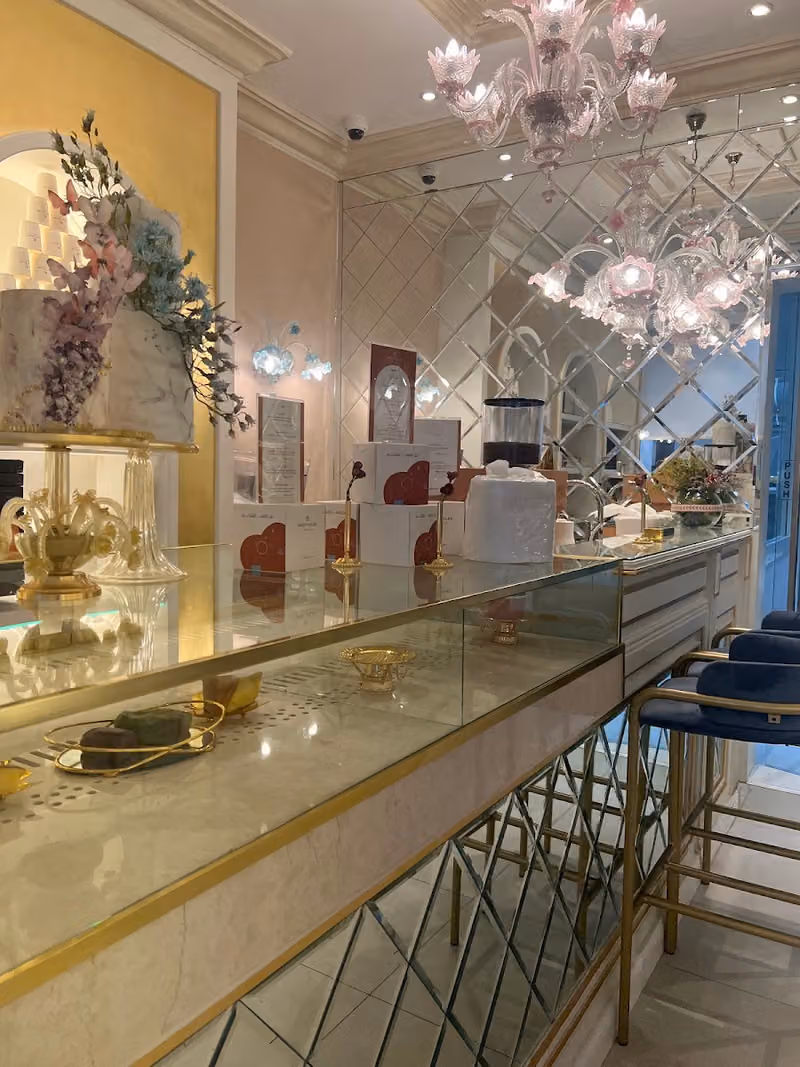 Sweet atelier by Mona