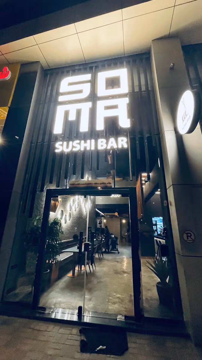 سوما سوشي بار
