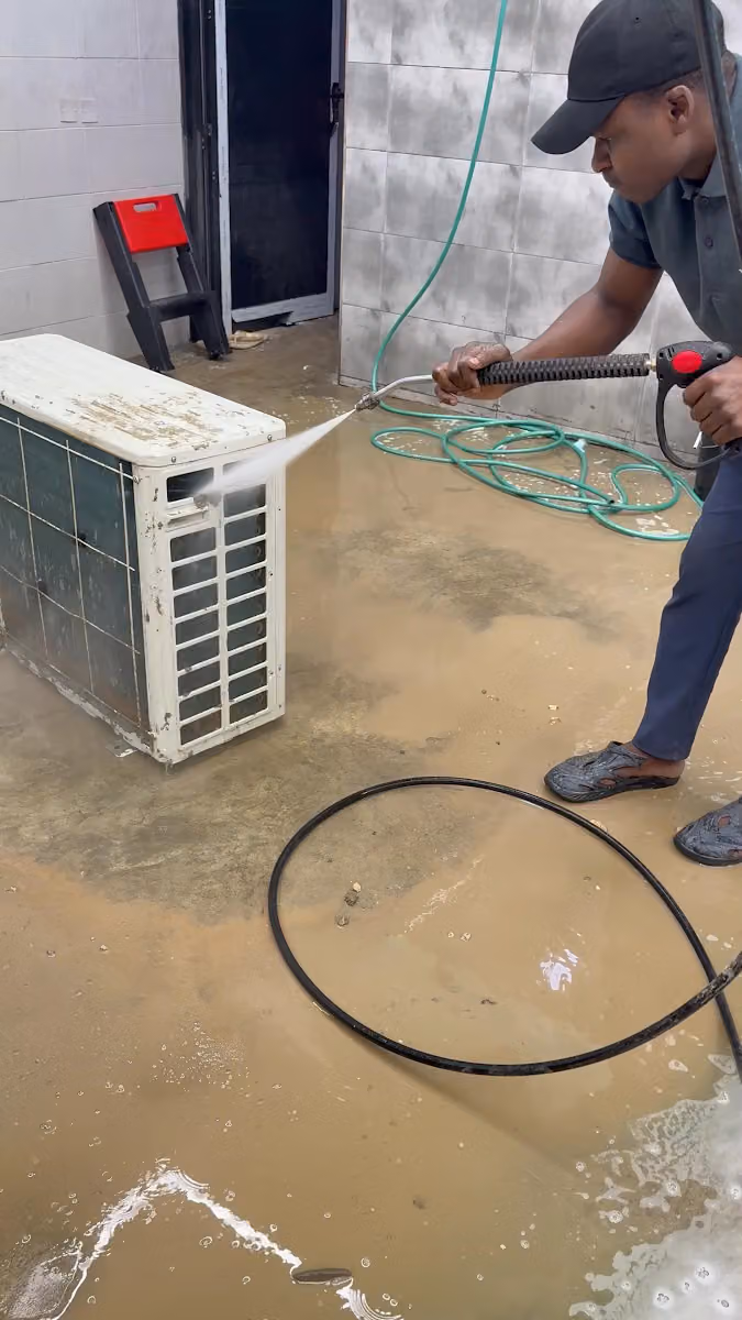 صيانة للتبريد والتكييف